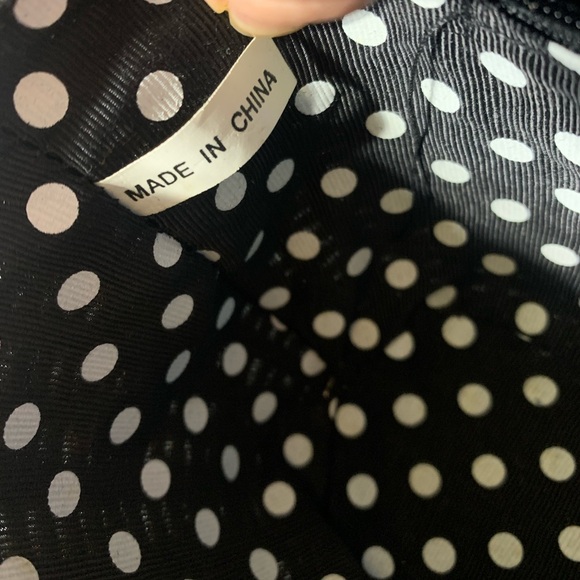 Small Rattan Wicker Purse - Picture 5 of 7